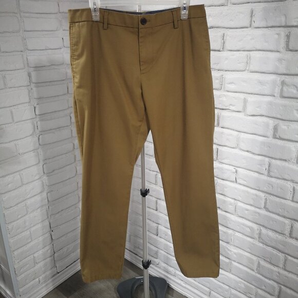 Old Navy Men's Size 34/30 Athletic Taper Built In Flex Casual Pants - Picture 1 of 9